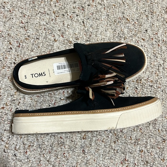 Cute Toms slip on shoes - Picture 4 of 4